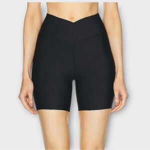 YEAR OF OURS V Waist Biker Short in Black Women’s Size XS NWT